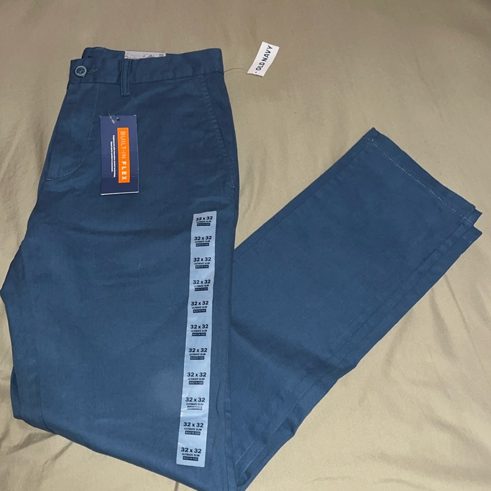 BRAND NEW Old Navy Ultimate Slim 32x32